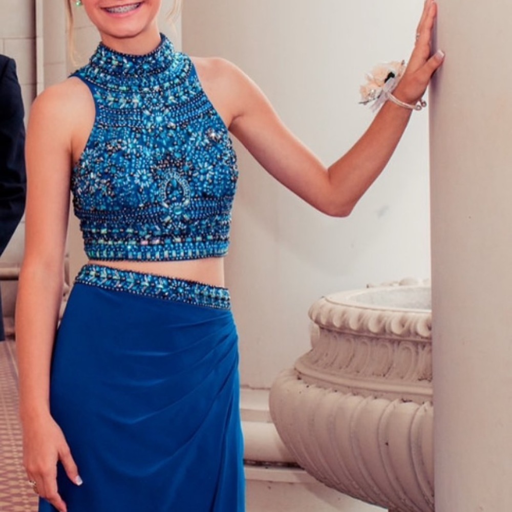 Size 2 Sherri Hill Dress